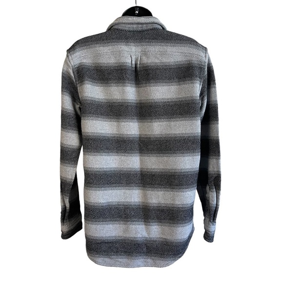 GUC Gap women’s button-down thick cotton shirt, grey tones/black, size small. - Picture 4 of 9